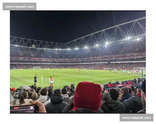 足球比赛全网直播盛宴开启激情对决新时代热血狂欢之夜震撼来袭燃 - 副本 (4)